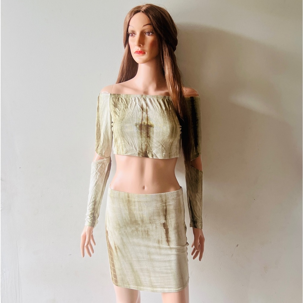 Brand new 2 pcs set crop top and skirt dress
